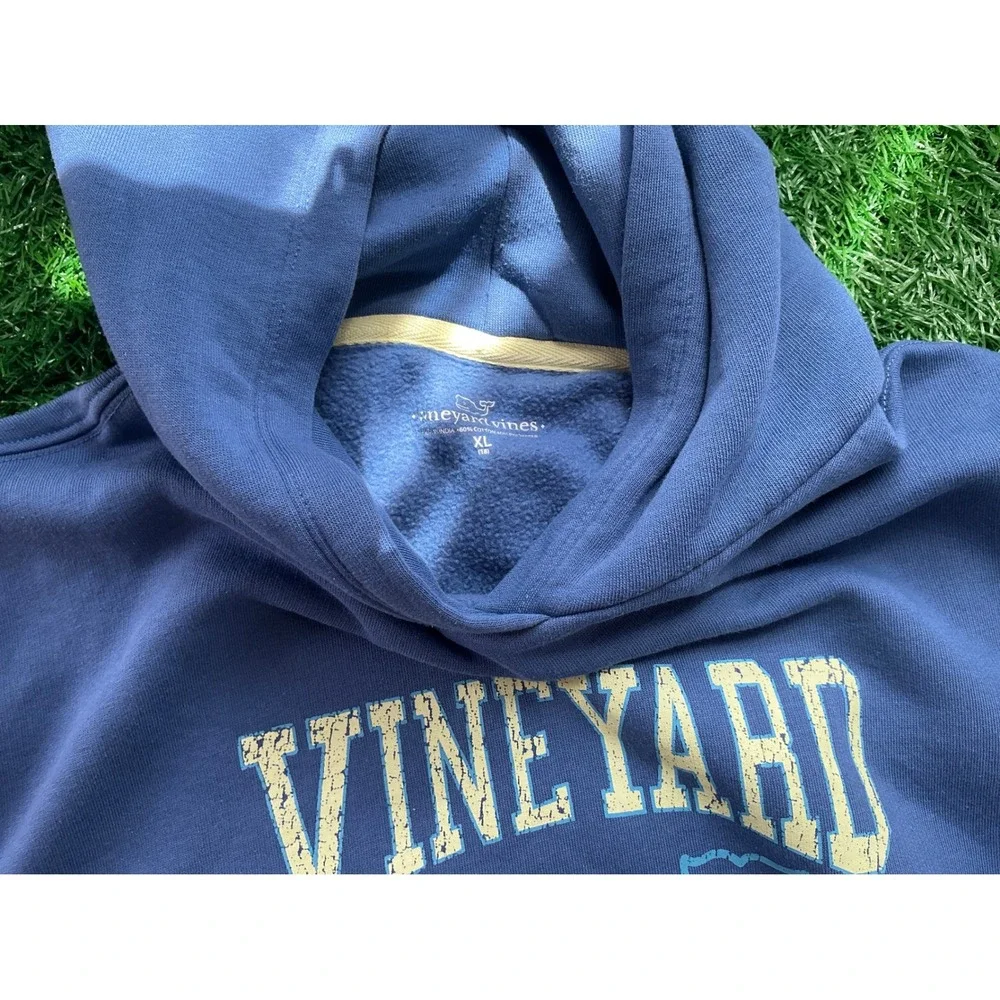 Vineyard Vines Hoodie-Size Youth XL